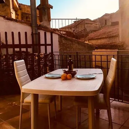 Vista Mare In Centro Storico Apartmán Scalea
