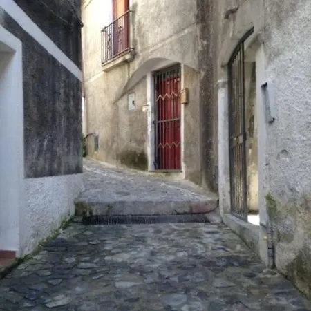 Vista Mare In Centro Storico Scalea